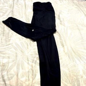 Lulu lemon size 10 black speed up leggings. Barely worn.
